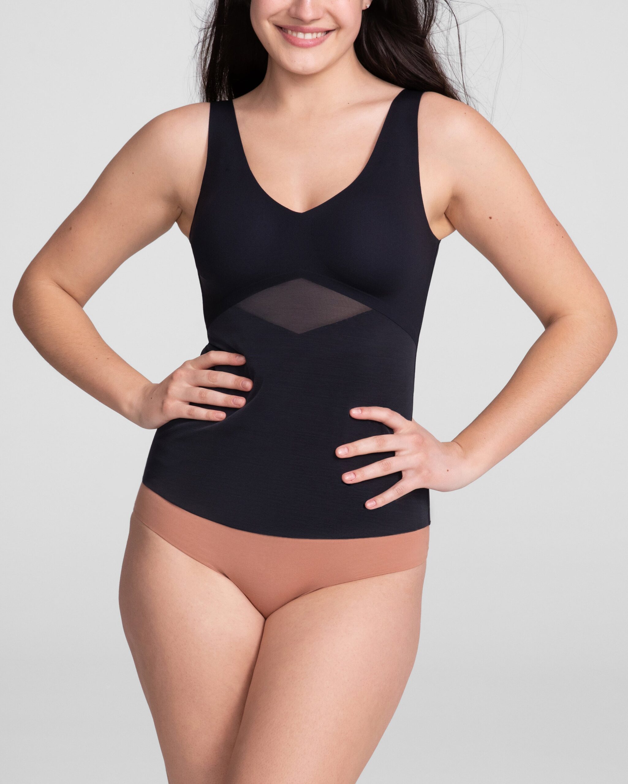 liftwear_tank-runway-medium-hannah_043_R1